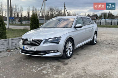 Универсал Skoda Superb 2017 в 