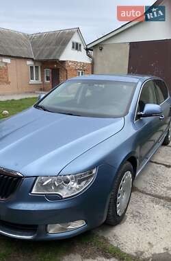 Лифтбек Skoda Superb 2008 в Звенигородке