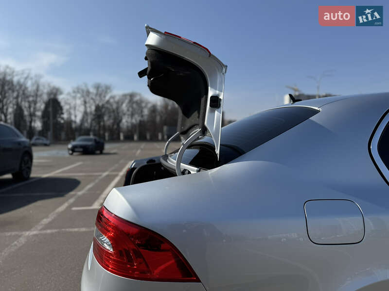 Лифтбек Skoda Superb 2013 в Киеве фото 16 Лифтбек Skoda Superb 2013 в Киеве