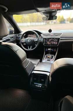 Лифтбек Skoda Superb 2016 в 