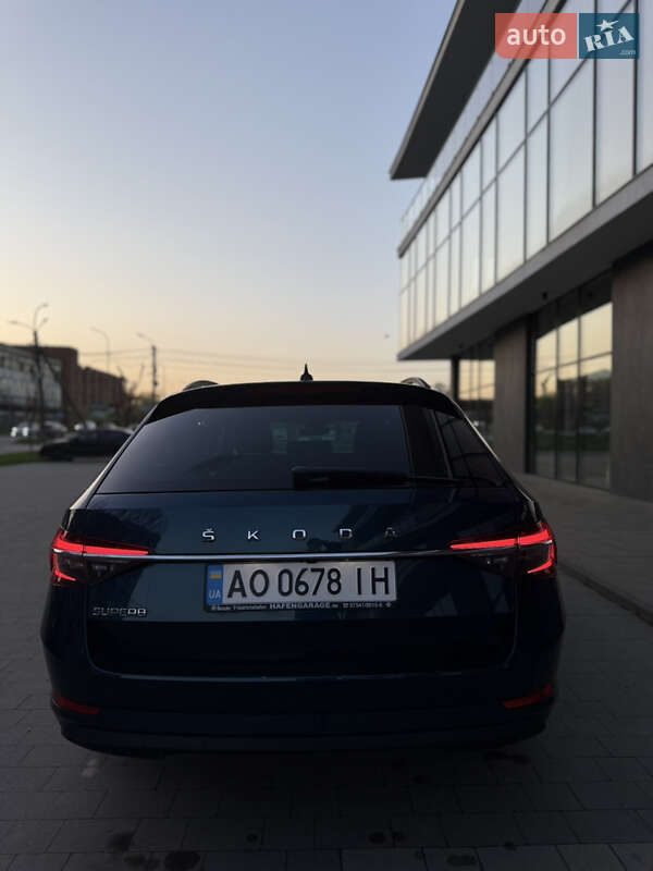 Універсал Skoda Superb 2022 в Ужгороді