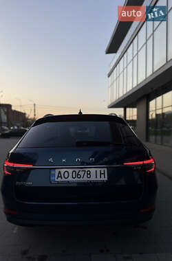 Универсал Skoda Superb 2022 в 