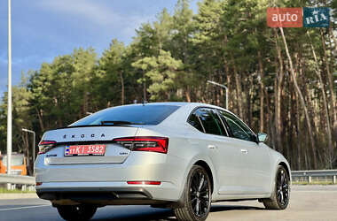Лифтбек Skoda Superb 2020 в 