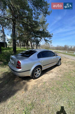 Лифтбек Skoda Superb 2008 в 