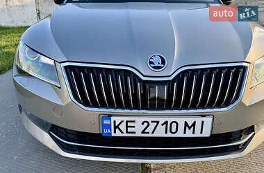 Универсал Skoda Superb 2018 в 