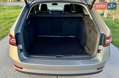Универсал Skoda Superb 2018 в 