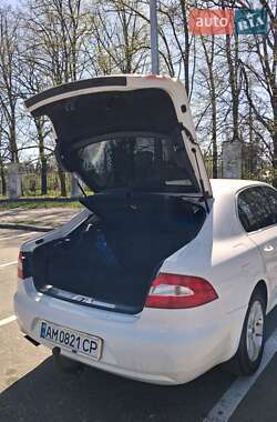 Лифтбек Skoda Superb 2010 в 