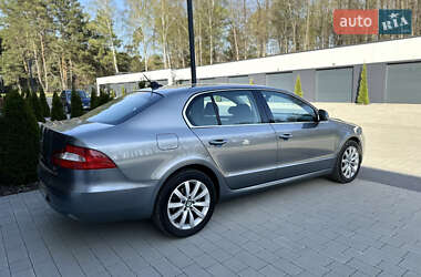 Лифтбек Skoda Superb 2008 в 