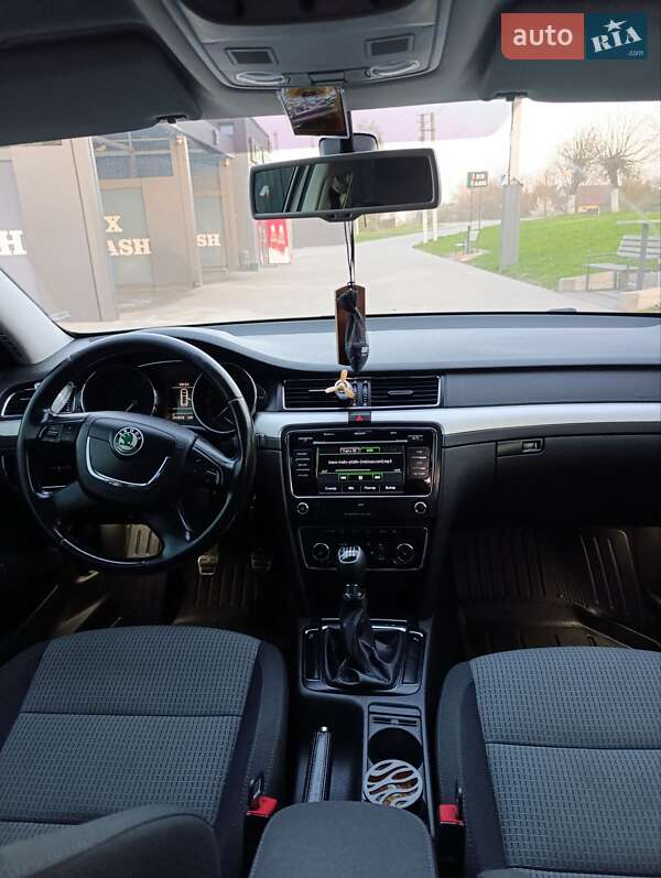 Универсал Skoda Superb 2013 в Ярмолинцах фото 80 Универсал Skoda Superb 2013 в Ярмолинцах
