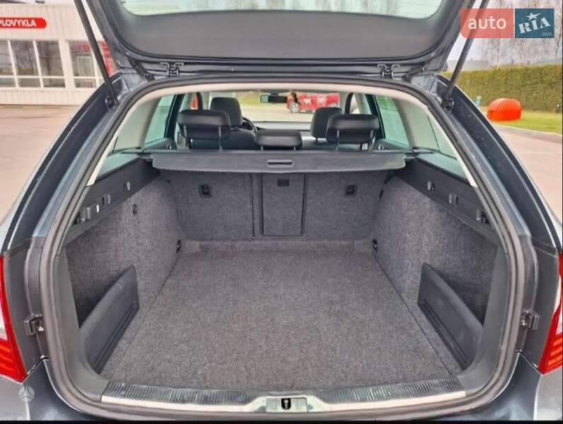 Универсал Skoda Superb 2014 в Сваляве