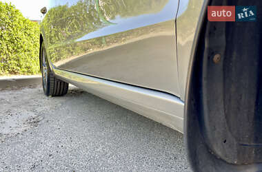 Лифтбек Skoda Superb 2012 в 