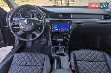 Лифтбек Skoda Superb 2010 в 
