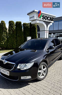 Лифтбек Skoda Superb 2010 в 