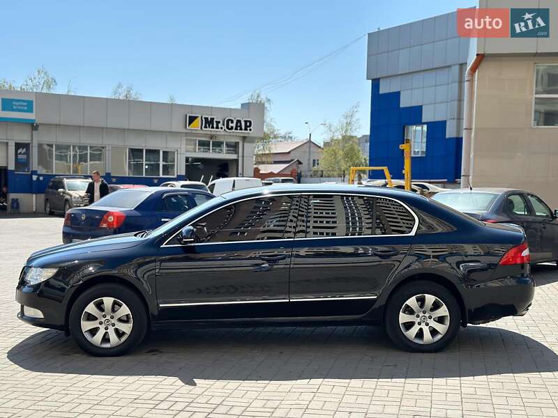 Лифтбек Skoda Superb 2013 в Одессе