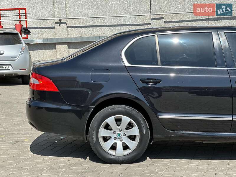Лифтбек Skoda Superb 2013 в Одессе