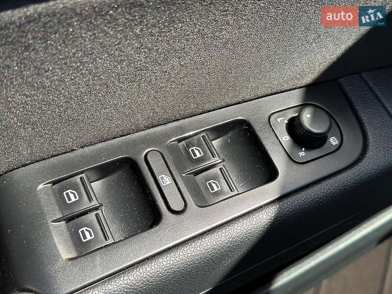 Лифтбек Skoda Superb 2013 в Одессе