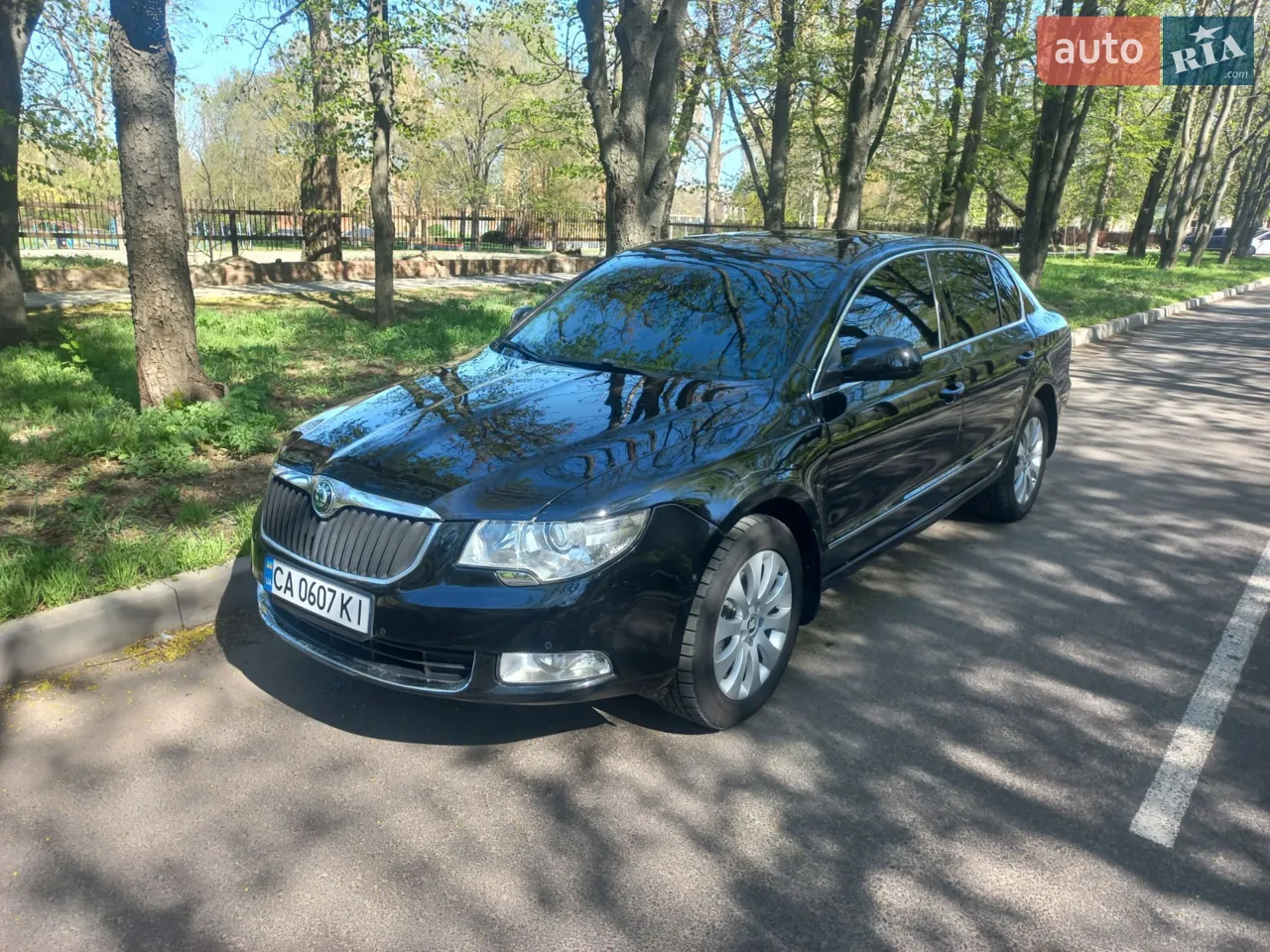 2010 Skoda Superb - мініатюра 13