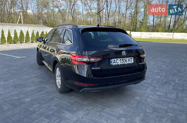 Универсал Skoda Superb 2017 в 