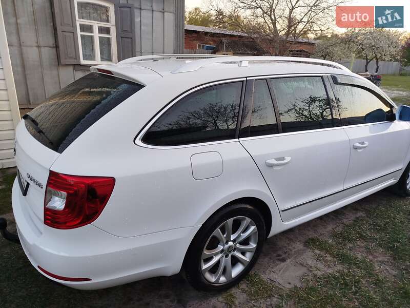 Універсал Skoda Superb 2014 в Охтирці