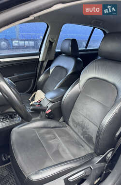 Лифтбек Skoda Superb 2012 в 