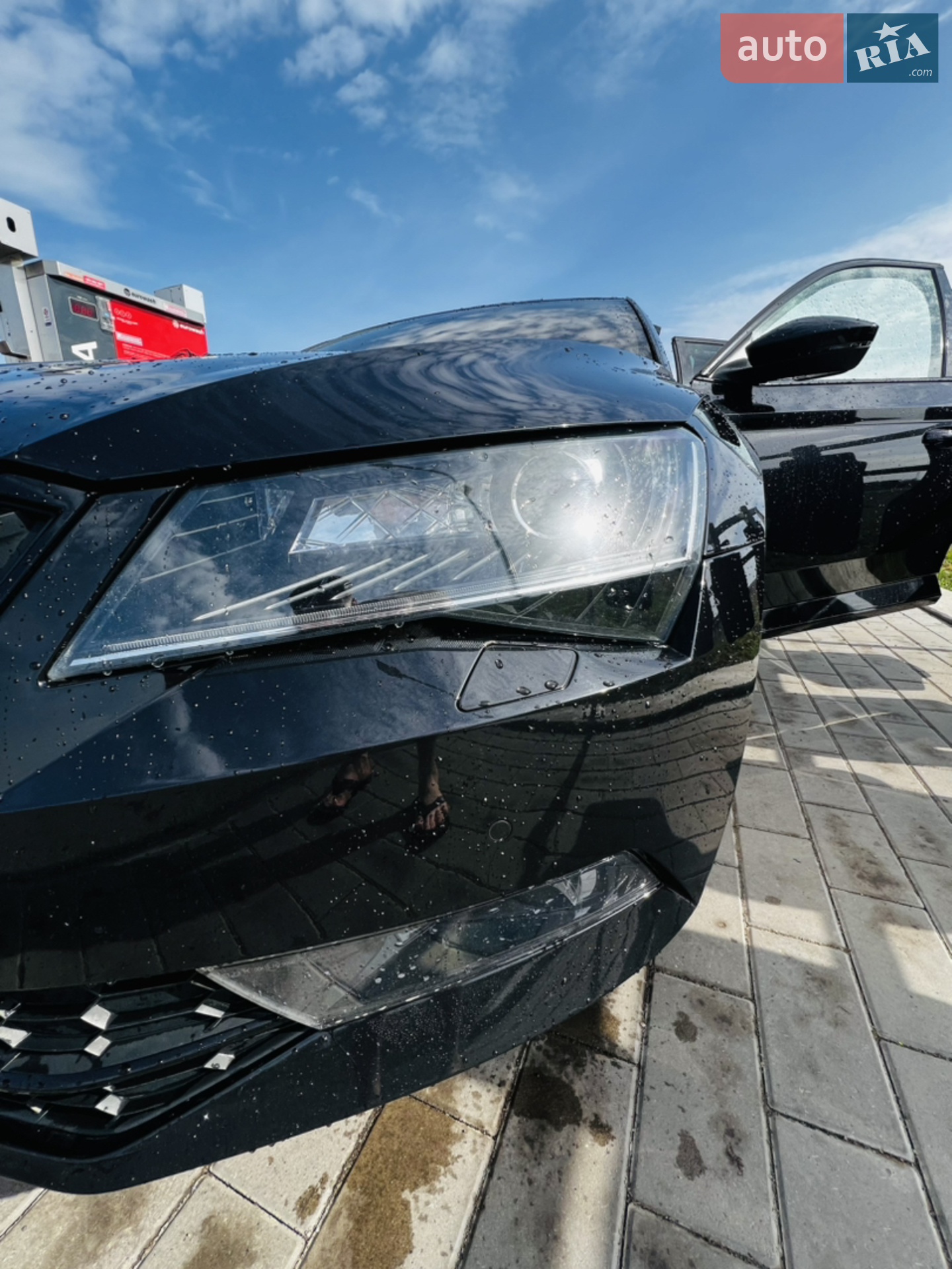 2018 Skoda Superb - мініатюра 2