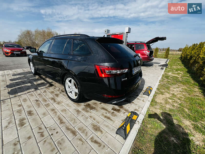 Универсал Skoda Superb 2018 в Сарнах