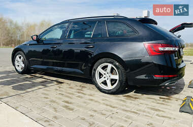 Универсал Skoda Superb 2018 в 