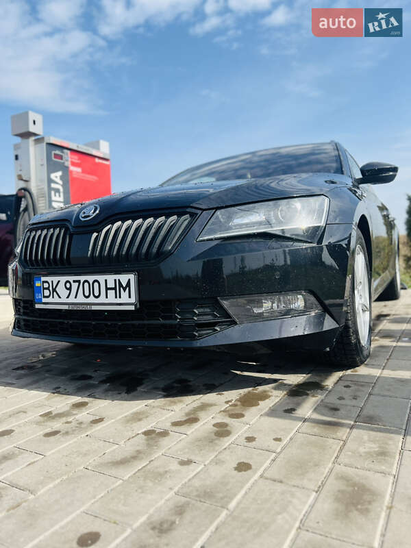 Универсал Skoda Superb 2018 в Сарнах