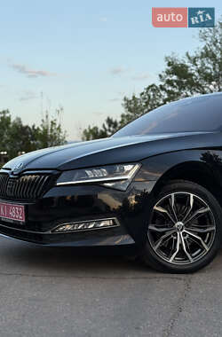 Універсал Skoda Superb 2020 в 