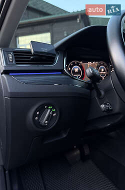 Універсал Skoda Superb 2020 в 