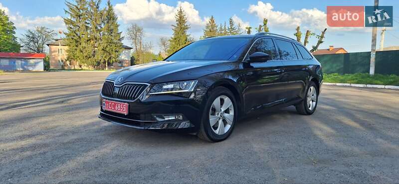 Універсал Skoda Superb 2016 в Новоархангельську
