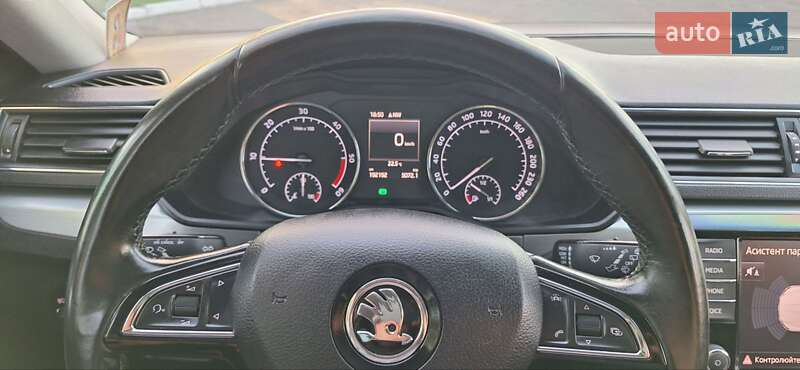 Універсал Skoda Superb 2016 в Новоархангельську