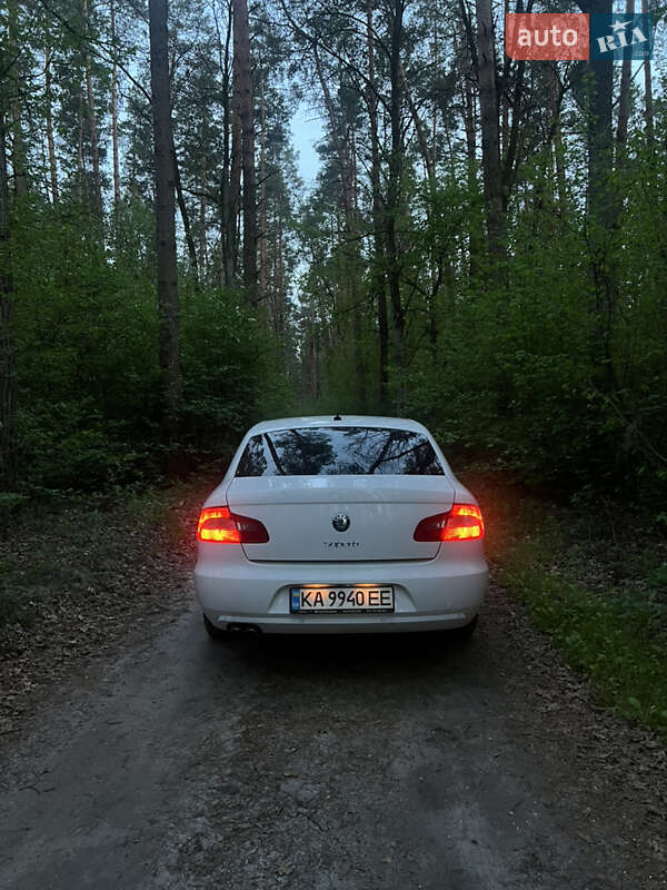 Ліфтбек Skoda Superb 2010 в Києві