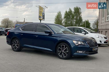 Лифтбек Skoda Superb 2018 в 