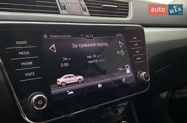 Лифтбек Skoda Superb 2018 в 
