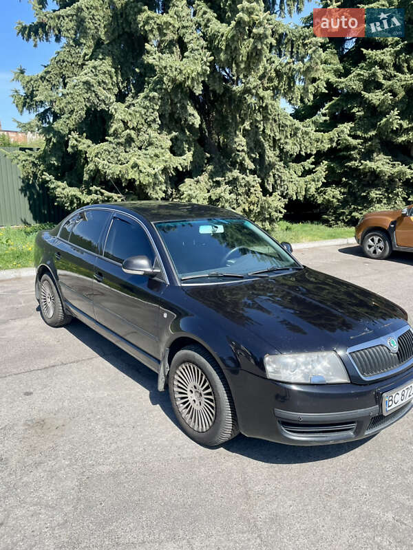 Лифтбек Skoda Superb 2008 в Львове