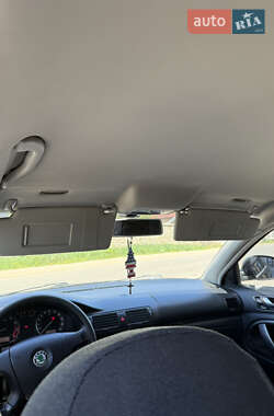Лифтбек Skoda Superb 2008 в 