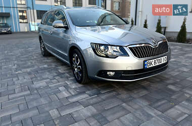 Универсал Skoda Superb 2014 в 
