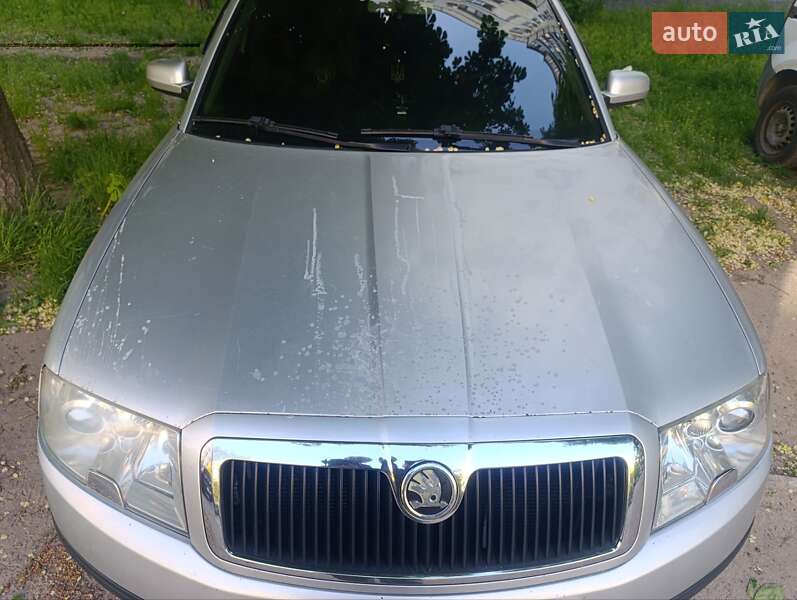 Лифтбек Skoda Superb 2004 в Запорожье