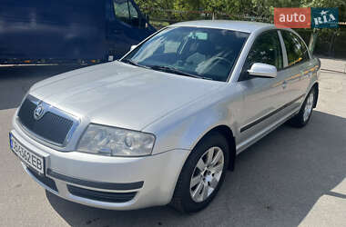 Лифтбек Skoda Superb 2005 в 