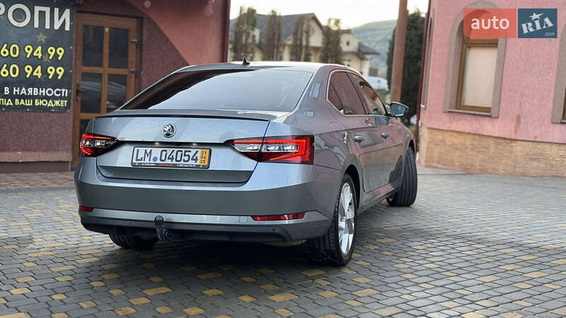 Лифтбек Skoda Superb 2019 в Сваляве