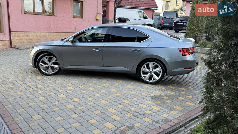Лифтбек Skoda Superb 2019 в Сваляве