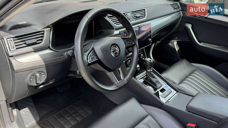 Лифтбек Skoda Superb 2019 в Сваляве