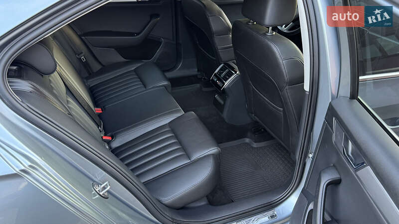 Лифтбек Skoda Superb 2019 в Сваляве
