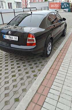 Лифтбек Skoda Superb 2007 в 