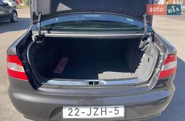 Лифтбек Skoda Superb 2010 в 