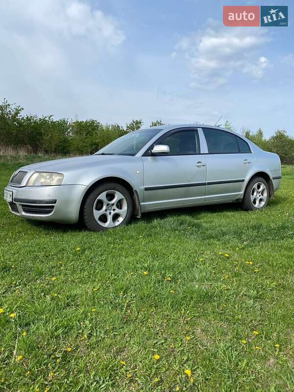 Skoda Superb 2006