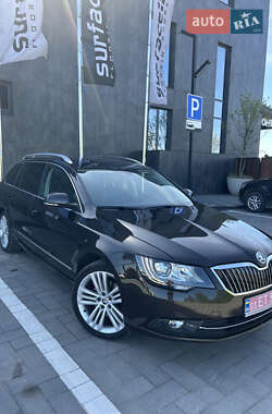 Універсал Skoda Superb 2013 в 