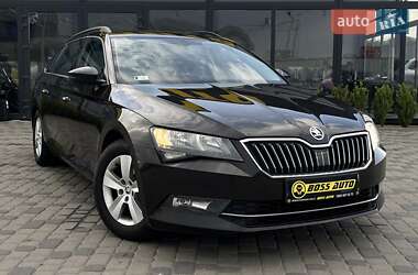 Універсал Skoda Superb 2019 в Мукачевому
