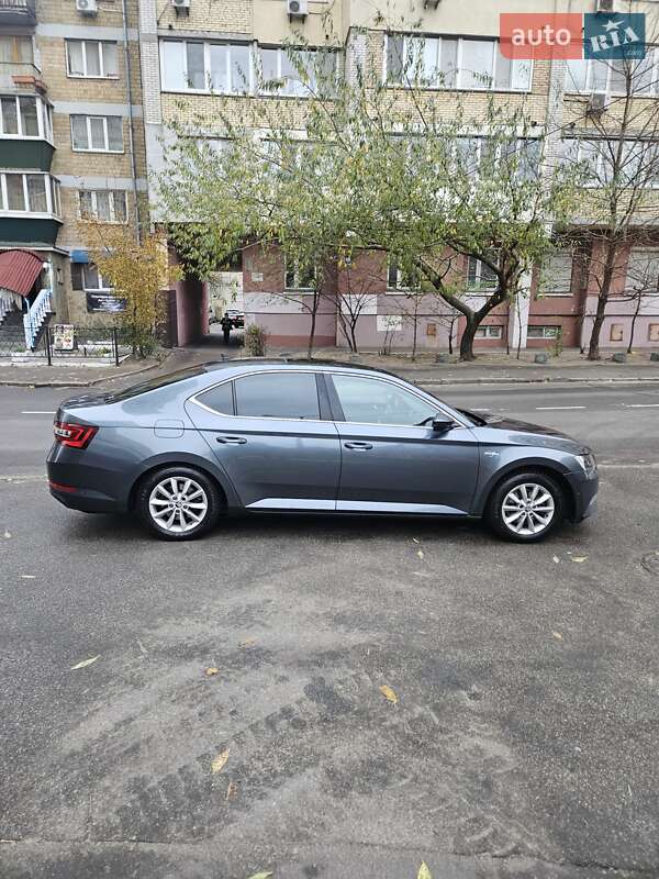 Ліфтбек Skoda Superb 2016 в Обухові фото 5 Ліфтбек Skoda Superb 2016 в Обухові